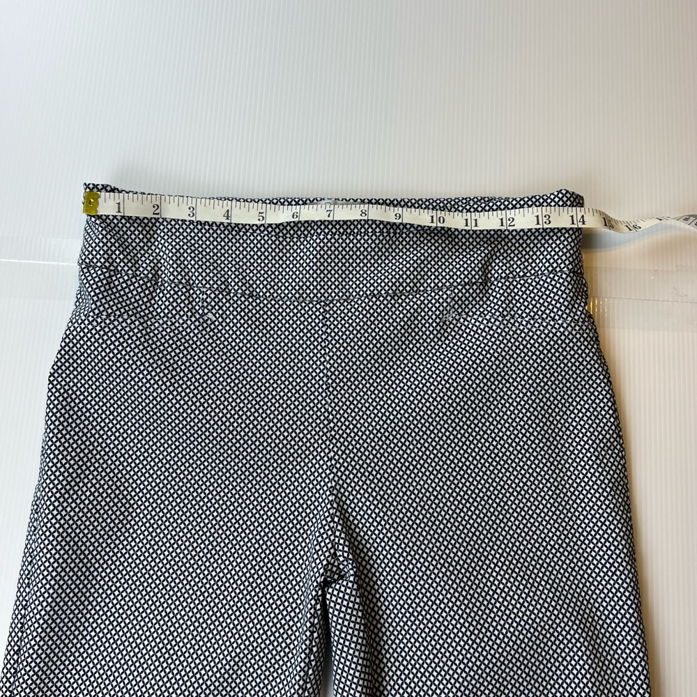Dalia Black and White Houndstooth Pull On Skinny Capri Pants, Size 8 - Picture 10 of 13
